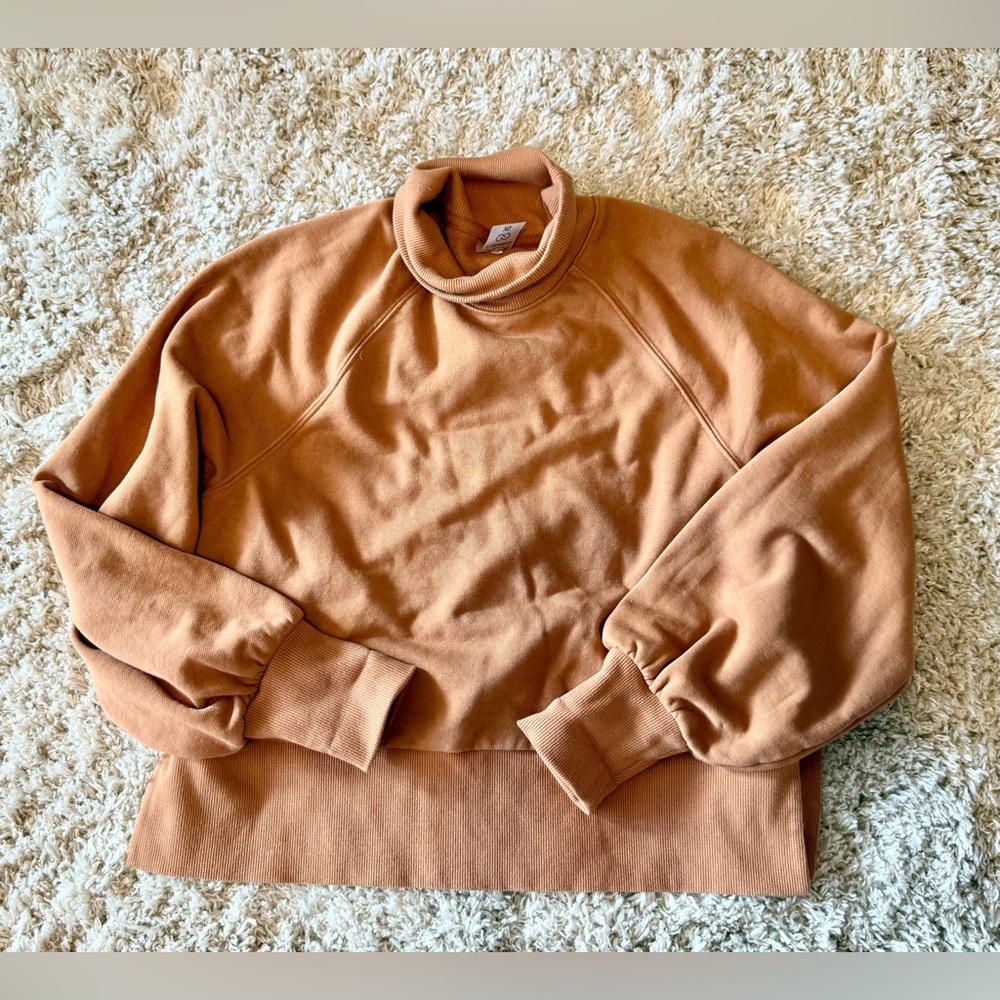 CALIA by Carrie Underwood Tan Sweatshirt